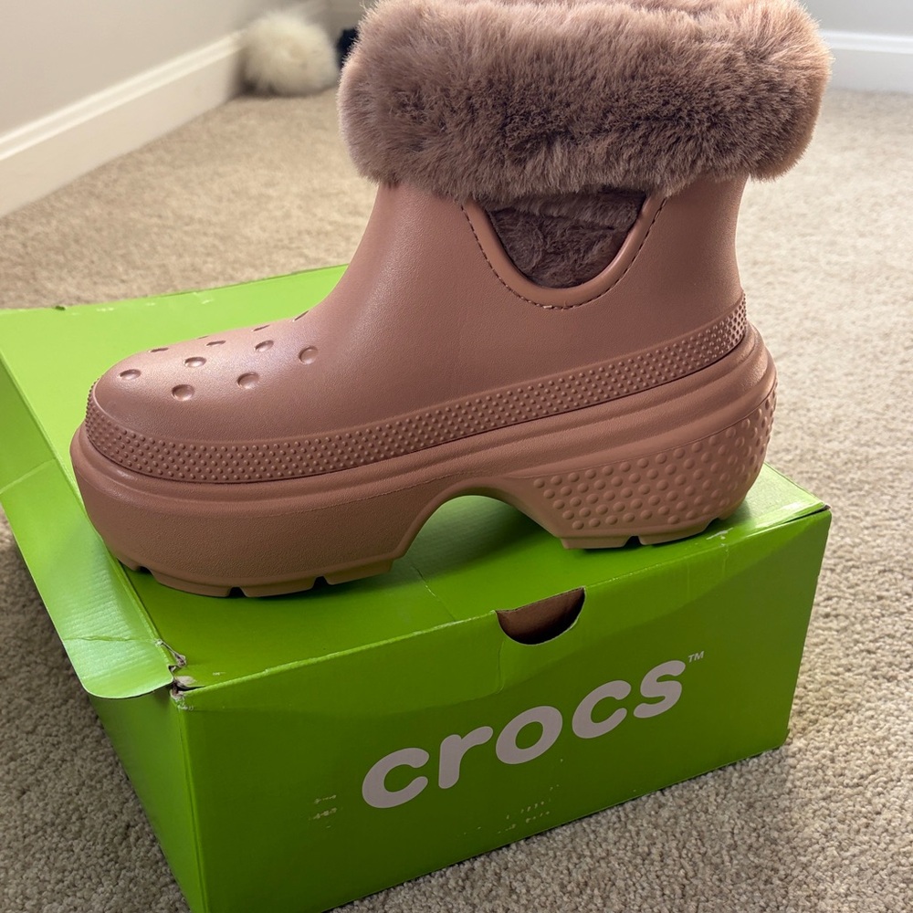 CROCS Tan Fuzzy Lined Boots